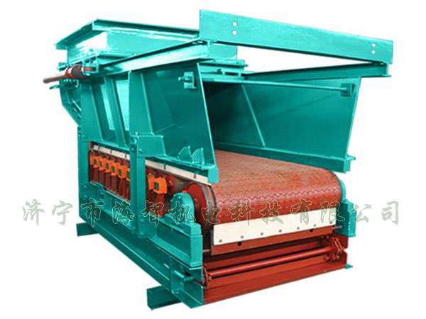 帶式（甲帶）給料機具有運行平穩(wěn)、節(jié)能、環(huán)保等優(yōu)點